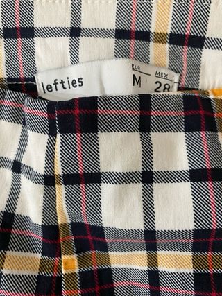 Pantalón mujer tipo leggin cuadros