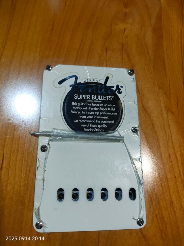 Guitarra Eléctrica Fender Stratocaster