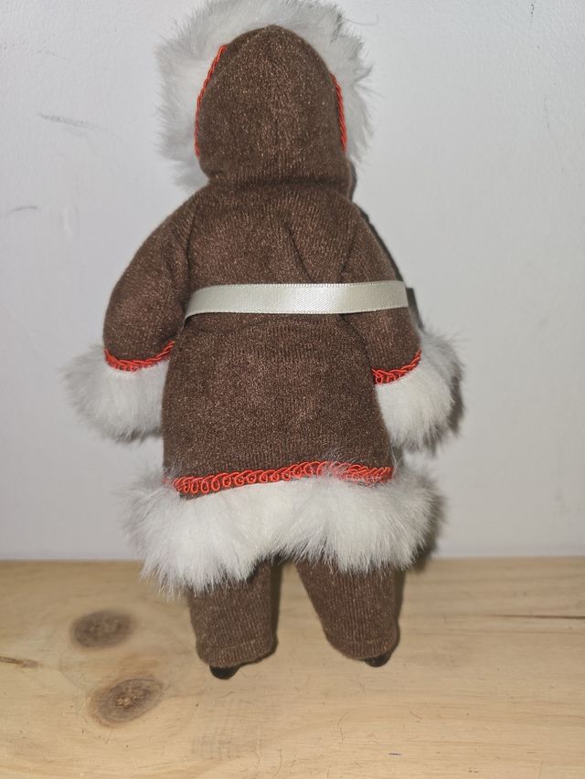 Muñeca Alaska porcelana nueva muñecas del mundo 