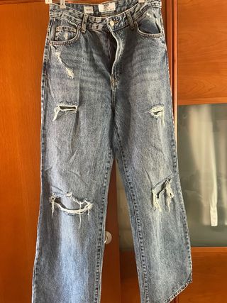 Pantalón vaquero ancho Bershka