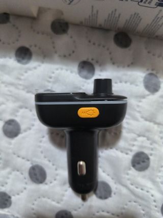 Transmisor Bluetooth Beisk PD25W Coche