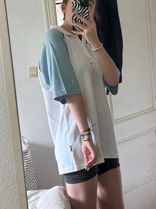 Polo vintage blanco y azul