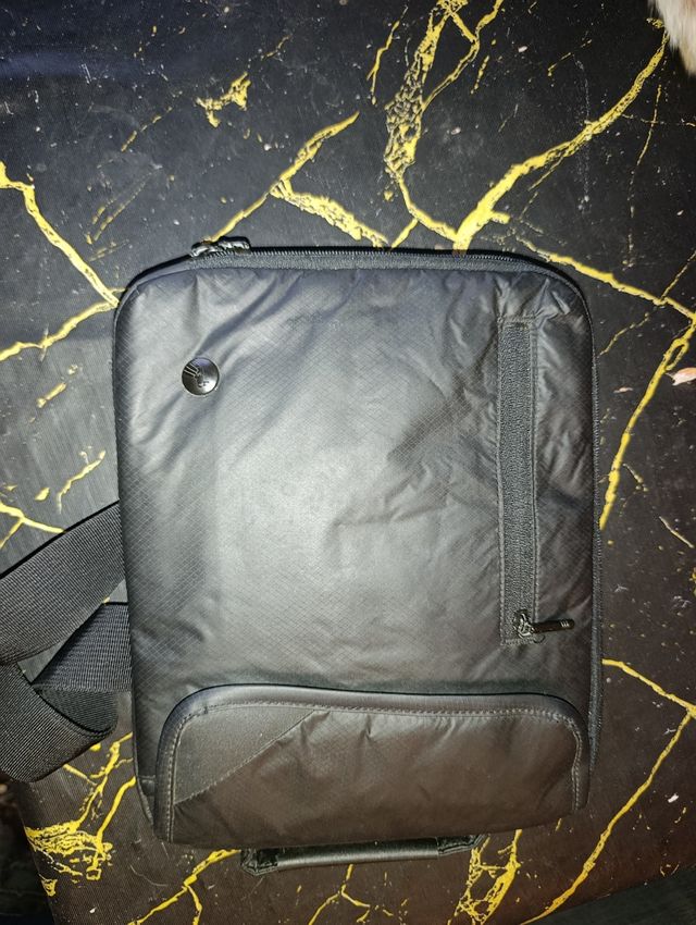 Borsa per tablet nera impermeabile