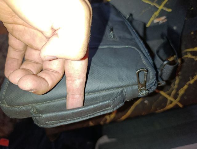 Borsa per tablet nera impermeabile