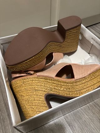 Sandalias de cuña rosas