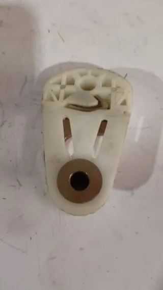 Resbalón Puerta Derecha Seat 127