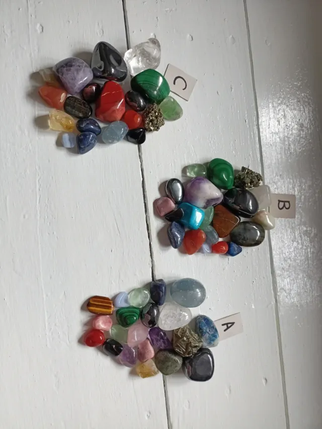 Lotes de piedras y cabujones variados