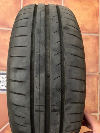 4 Ruedas Dunlop Sport 195/65R15
