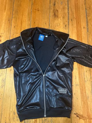 Chaqueta Adidas Chile 62 Negra Brillante