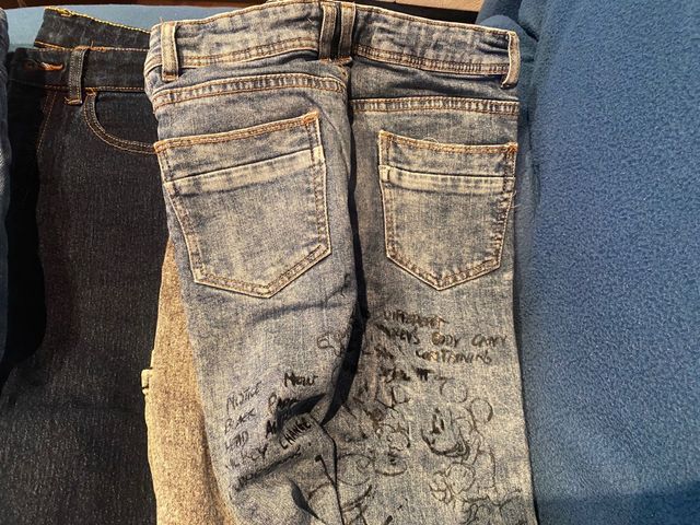 Lote 4 Vaqueros Niños talla 7/8