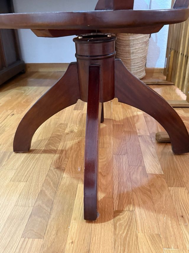 Silla de despacho antigua estilo americano