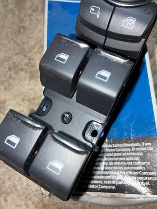 Mando Elevalunas Ford Focus