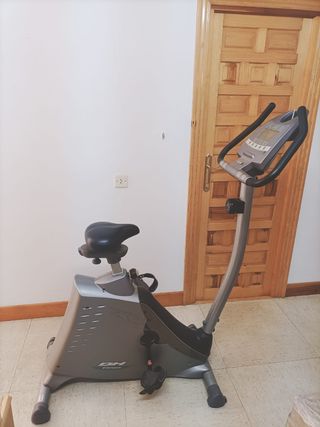 Bicicleta Estática BH Fitness ZTX