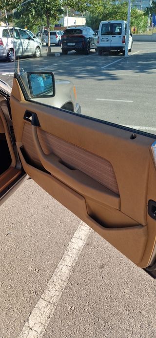 Mercedes-Benz 230 1988