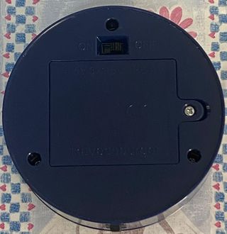 Lampada a pile con accensione a battito