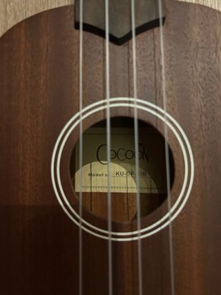 Ukelele Cocoon con funda