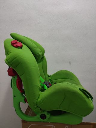 Silla de coche verde Agatha Ruiz de la Prada