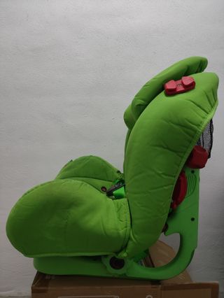 Silla de coche verde Agatha Ruiz de la Prada