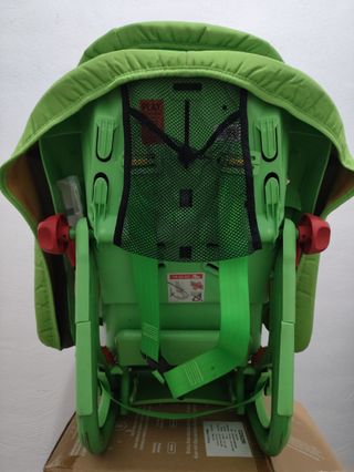 Silla de coche verde Agatha Ruiz de la Prada