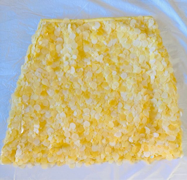 Falda Zara Lentejuelas Amarillas