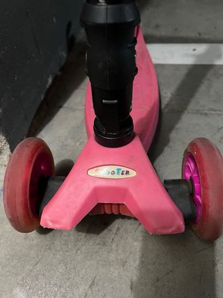 Patinete de 3 ruedas rosa