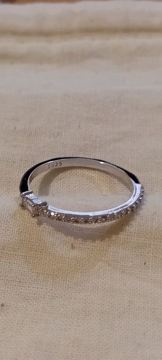Anillo plata minimalista solitario