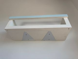 Estantería en madera  de pino blanca y azul