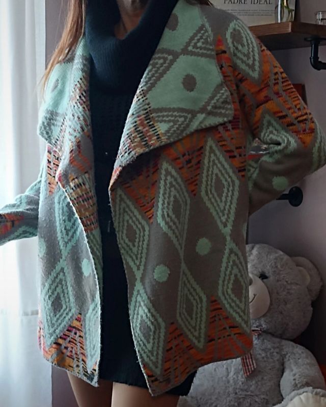 Chaqueta de punto geométrica