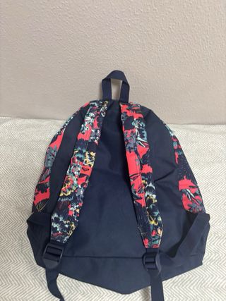 Mochila Roxy Floral Roja y Azul