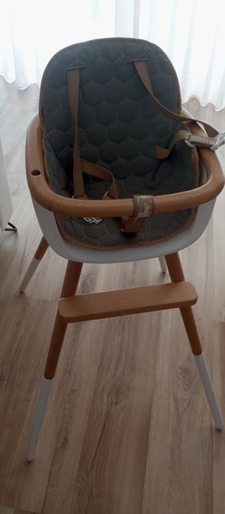 Trona estilo nórdico