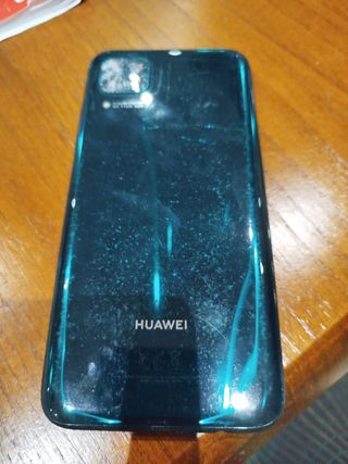    2 Telefoni  rotto nero un lg e uno Huawei 