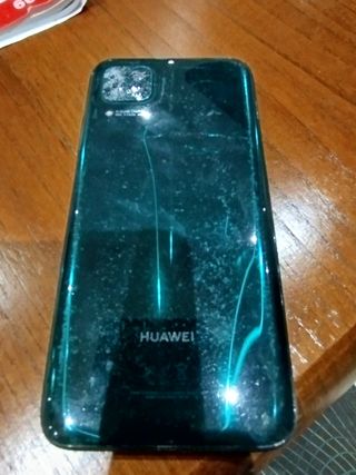    2 Telefoni  rotto nero un lg e uno Huawei 