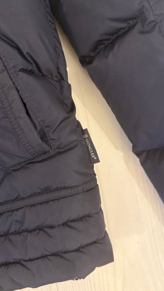 Chaqueta Moncler 


