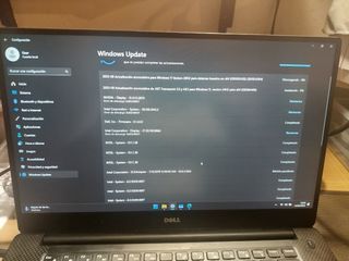 Dell XPS 9560 i7-7700 16GB RAM 256GB SSD GTX 1050