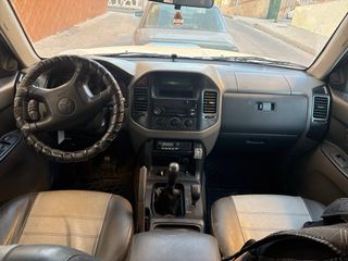 Mitsubishi Montero 2000