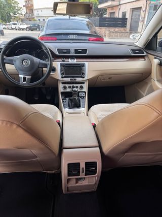 Volkswagen Passat 2014