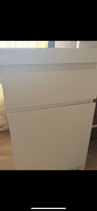 Escritorio IKEA blanco con cajonera