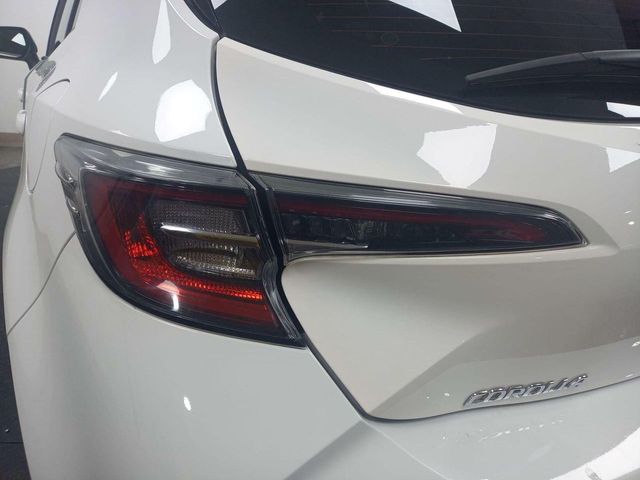 Toyota Corolla 1.8 125H BUSINESS PLUS E-CVT