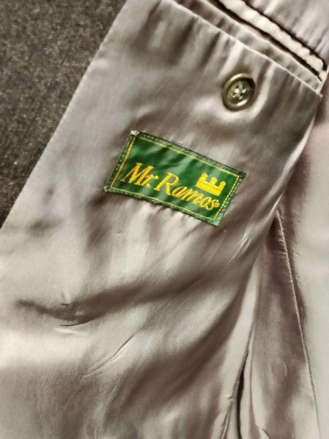 Completo tg 52 prezzo trattabile 