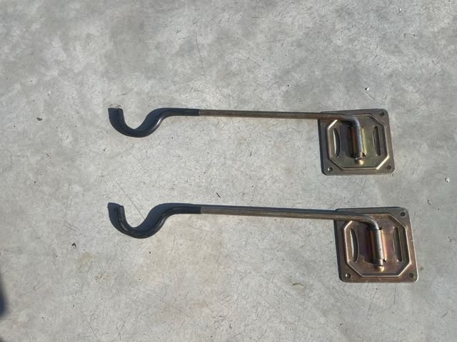 2 Porta biciclette da muro