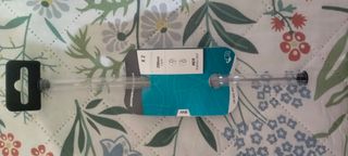 Caña de pescar y carrete nuevos