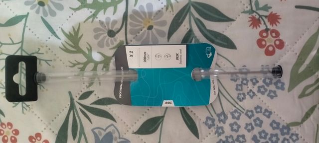 Caña de pescar y carrete nuevos