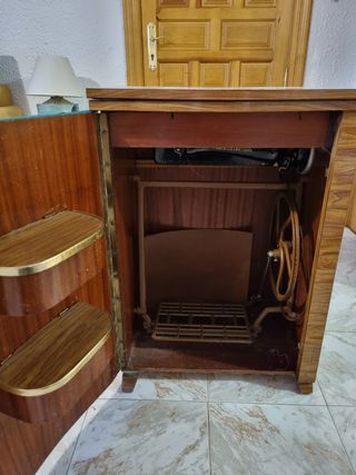 Máquina de coser Alfa antigua