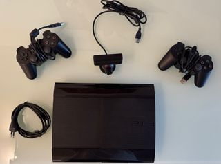 PlayStation 3 con 2 Controller e 5 Giochi
