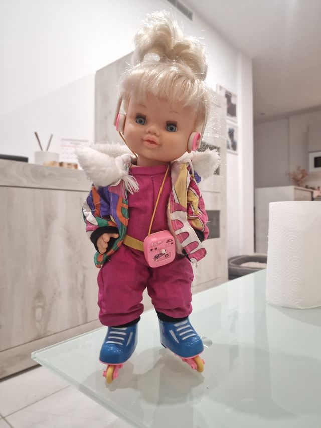 Muñeca Romy Jesmar Patines y Auriculares