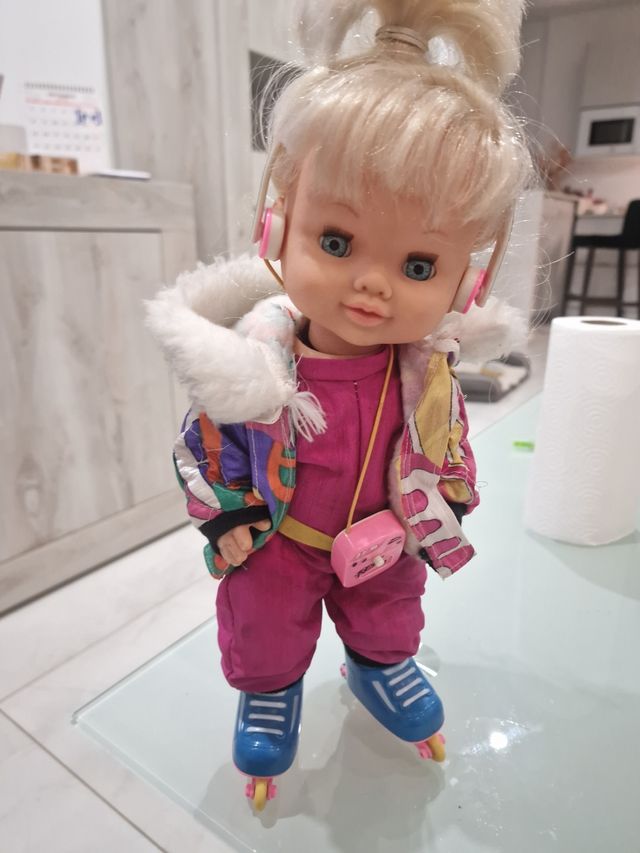 Muñeca Romy Jesmar Patines y Auriculares