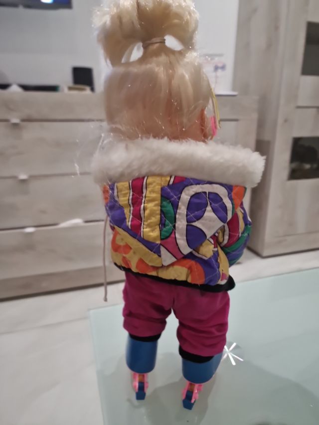 Muñeca Romy Jesmar Patines y Auriculares