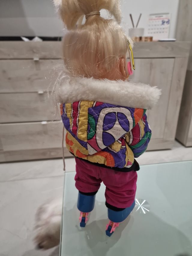 Muñeca Romy Jesmar Patines y Auriculares