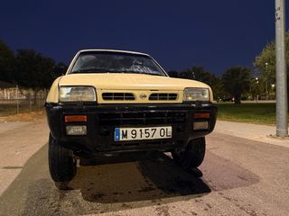 Nissan Terrano II 1993