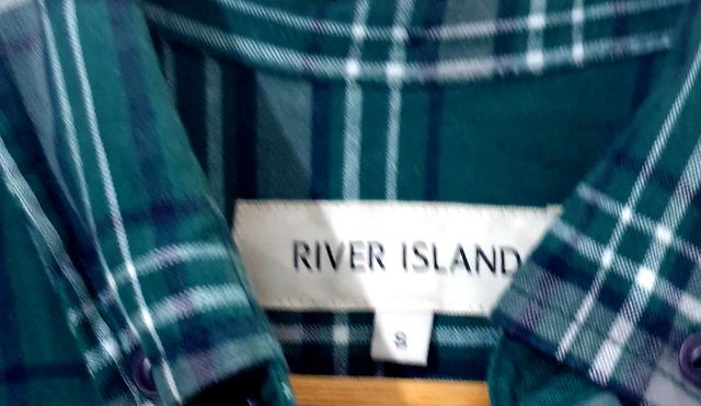 Camisa River Island verde talla S